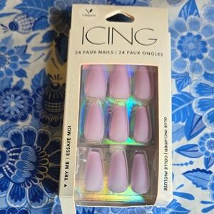 Icing Vegan Faux Nails - Soft Purple
